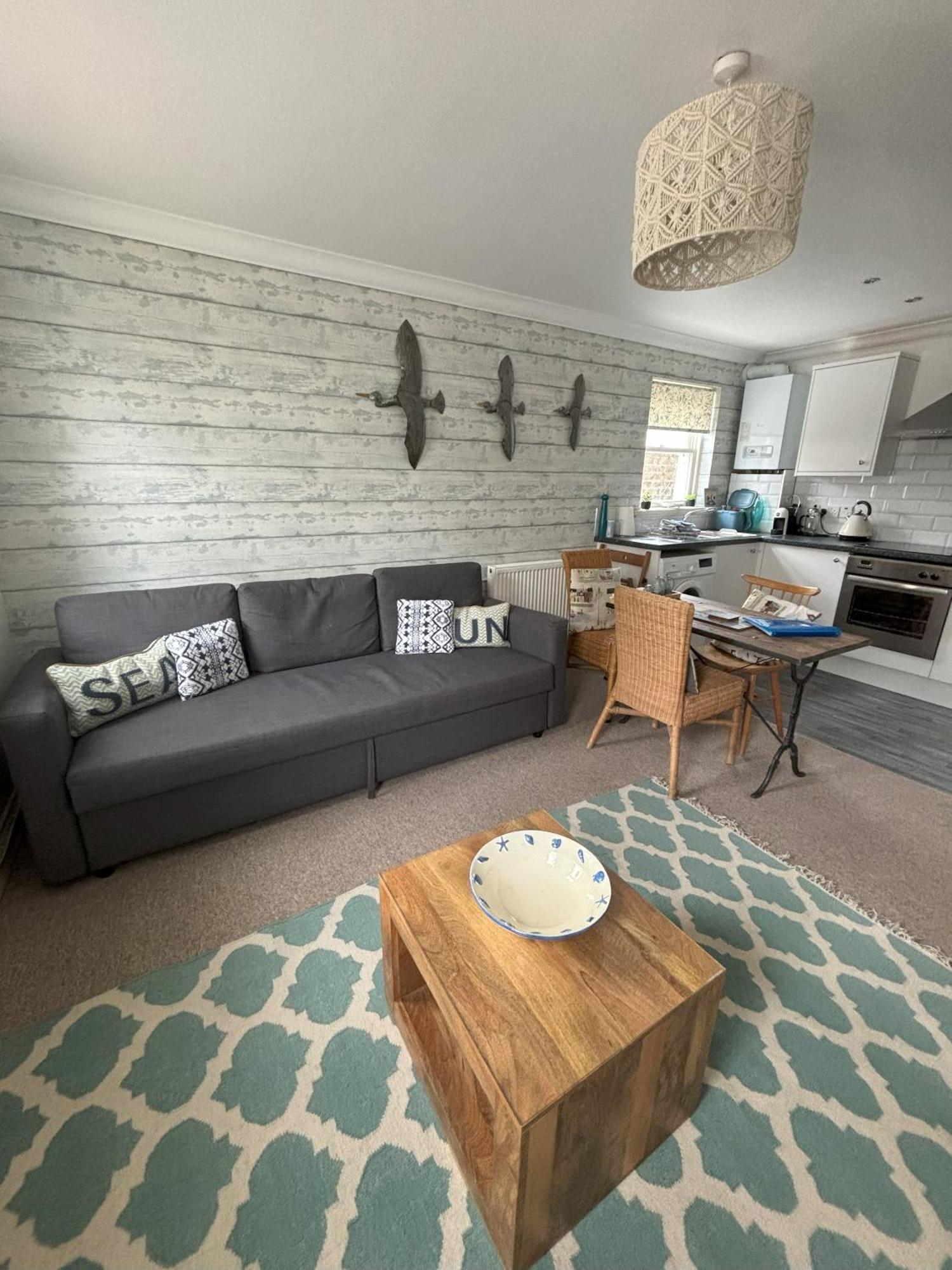 The Beach House Holiday Apartments イーストボーン エクステリア 写真