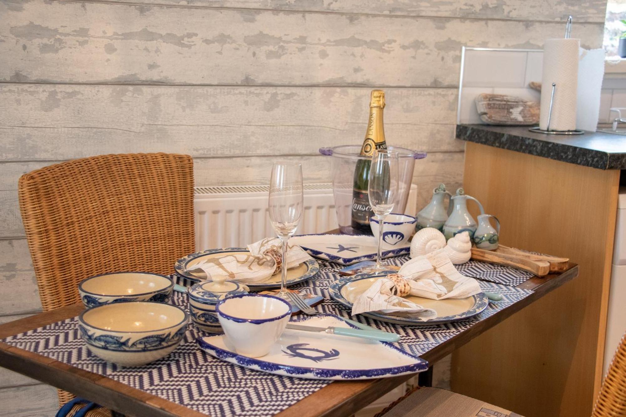 The Beach House Holiday Apartments イーストボーン エクステリア 写真
